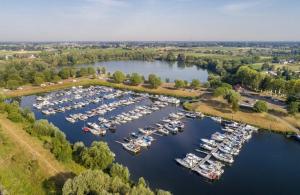 Φυσικό τοπίο κοντά σε αυτό το πλωτό κατάλυμα