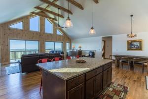 Fotografie z fotogalerie ubytování 4330 Elevation v destinaci Boone + 42 fotografií