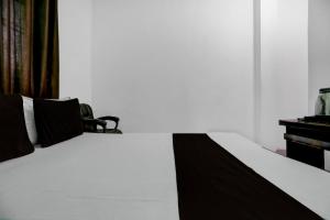 Posezení v ubytování SPOT ON Happyness Restaurant + 29 fotografií