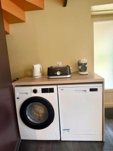 Gallery image of Le Temps Retrouvé, 14 Personnes, Wifi, Parking in Passins