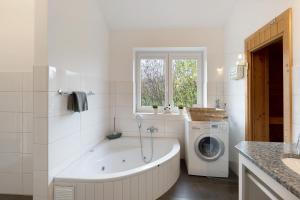 Ένα μπάνιο στο Kirschuferhaus +20 φωτογραφίες