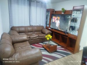 Televiisor ja/või meelelahutuskeskus majutusasutuses Departamento de estreno completamente amoblado