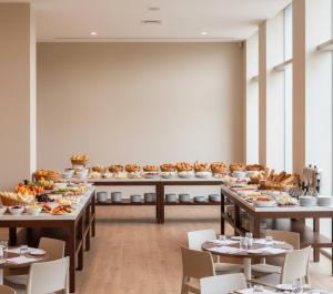 Φαγητό σε αυτό το ξενοδοχείο διαμερισμάτων ή κάπου εκεί κοντά