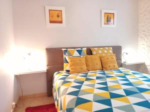 Ένα ή περισσότερα κρεβάτια σε δωμάτιο στο Gîte Seringa - Maison en pleine campagne - 5 minutes centre équestre +11 φωτογραφίες