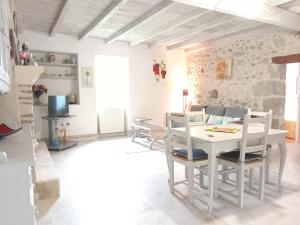 Φωτογραφία από το άλμπουμ του Gîte Seringa - Maison en pleine campagne - 5 minutes centre équestre σε Barbaste