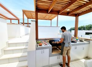 Επισκέπτες που μένουν στο Bujama beach Home Family Asia