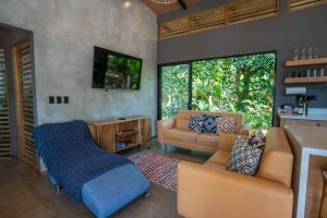 Posezení v ubytování Villa Asencia with pool and AC near Arrecife beach