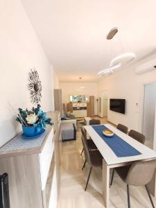 Η κουζίνα ή μικρή κουζίνα στο Perla di Mare