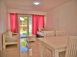 Χώρος καθιστικού στο Ocean Spray Apartments