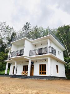 Το κτήριο όπου στεγάζεται  το δωμάτιο σε οικογενειακή κατοικία