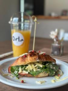 Φαγητό σε αυτό το ξενοδοχείο ή κάπου εκεί κοντά