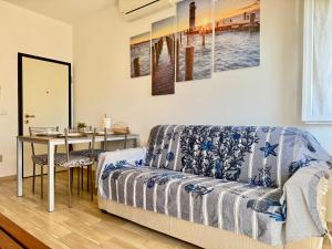 Χώρος καθιστικού στο Alabastro 40