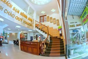 Ο χώρος του λόμπι ή της ρεσεψιόν στο Hung Anh Hotel