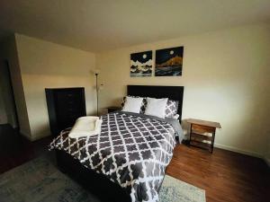 Foto sihtkohas Cheltenham Village asuva majutusasutuse Spacious 2br2ba With Hardwood Floors galeriist