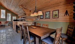 Χώρος καθιστικού στο Deer Valley Escape with Ski Access Park City +15 φωτογραφίες