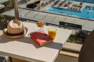 Jídlo v hotelu nebo okolí