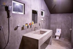 Koupelna v ubytování Yala Wild Hut - Backpackers Lodge