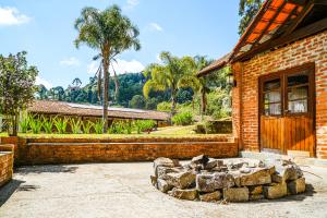 Κήπος έξω από το VELINN Recanto das Hortencias Hotel