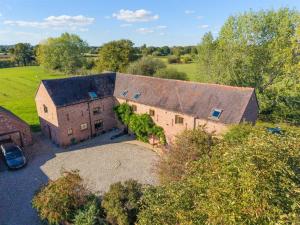 Το κτήριο όπου στεγάζεται  η παραθεριστική κατοικία