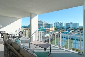 Balkón nebo terasa v ubytování Seaspray Riverside Unit 713