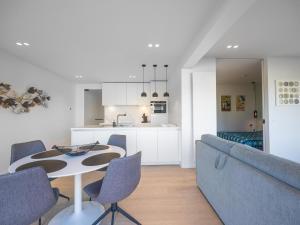 Η κουζίνα ή μικρή κουζίνα στο Wimbledon Westende - 0306