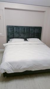 Gallery image of Mahabbat in Zhezdi