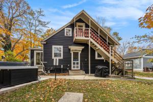 Budova, kde se prázdninový dům nachází