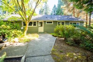 Zahrada ubytování Quiet Bainbridge Retreat for 6