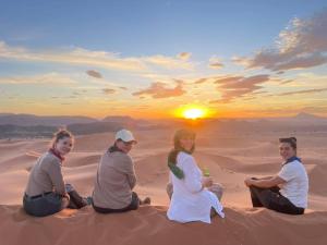 Huéspedes de Porte De Sahara Ouzina
