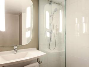 Ένα μπάνιο στο ibis Paris Place d’Italie 13ème +79 φωτογραφίες