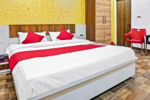 Voodi või voodid majutusasutuse Hotel O CeeRock toas +19 fotot