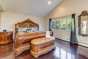 Χώρος καθιστικού στο 2 Mi to Dtwn Freeport! Apt with Deck in Baldwin