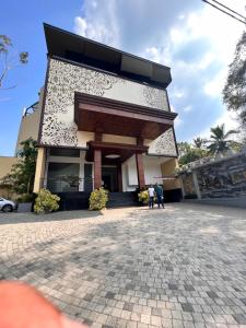 Το κτήριο όπου στεγάζεται  το ξενοδοχείο