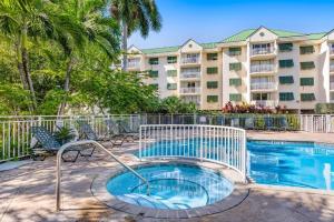 Hồ bơi trong/gần The Grand Cayman | Beautifully Remodeled Key West Condo!