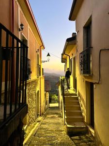 Το κτήριο όπου στεγάζεται  το διαμέρισμα