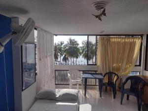 Posezení v ubytování barato en frente de mar