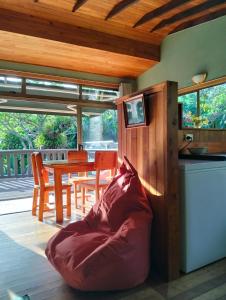 Posezení v ubytování Great Barrier Island Escape