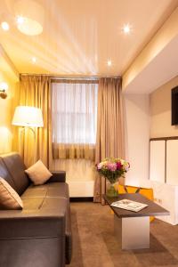 Posezení v ubytování Hotel Choiseul Opera