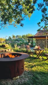 Zahrada ubytování Podere La Gualda Vecchia alloggi di charme immersi nel Giardino Emozionale outdoor SPA