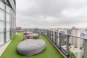 Ban công/sân hiên tại G1404 · G1404. Flat moderno no melhor pertinho da Paulista