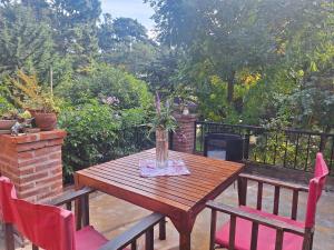 Balkón nebo terasa v ubytování La Remada + 5 fotografií