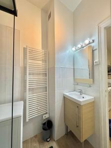 Koupelna v ubytování Le Desman des Neiges - Studio confort plein centre