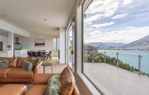 Naturlandskabet i nærheden af villaen