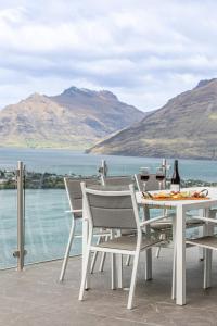 Naturlandskabet i nærheden af villaen
