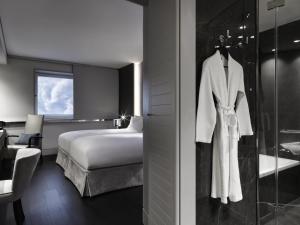 Koupelna v ubytování Sofitel Athens Airport