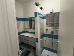 Koupelna v ubytování Bagaini Urban Flat + 11 fotografií