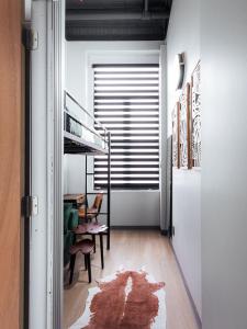 Χώρος καθιστικού στο CityNest Hotel