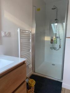 Ένα μπάνιο στο Home Tavers