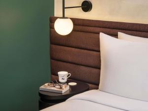 Una cama o camas en una habitación de Novotel Cairo 6th Of October