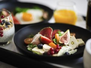 ルブリンにあるメルキュール ルブリン セントラムの食器